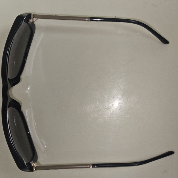 Burberry Nova Check Sunglasses - Picture 11 of 16